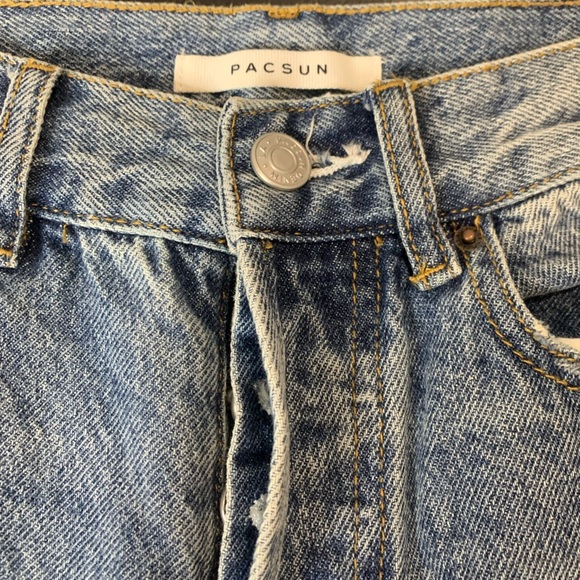 PacSun Women’s Distressed Jeans. Button fly. Size 23. EUC - Picture 2 of 7
